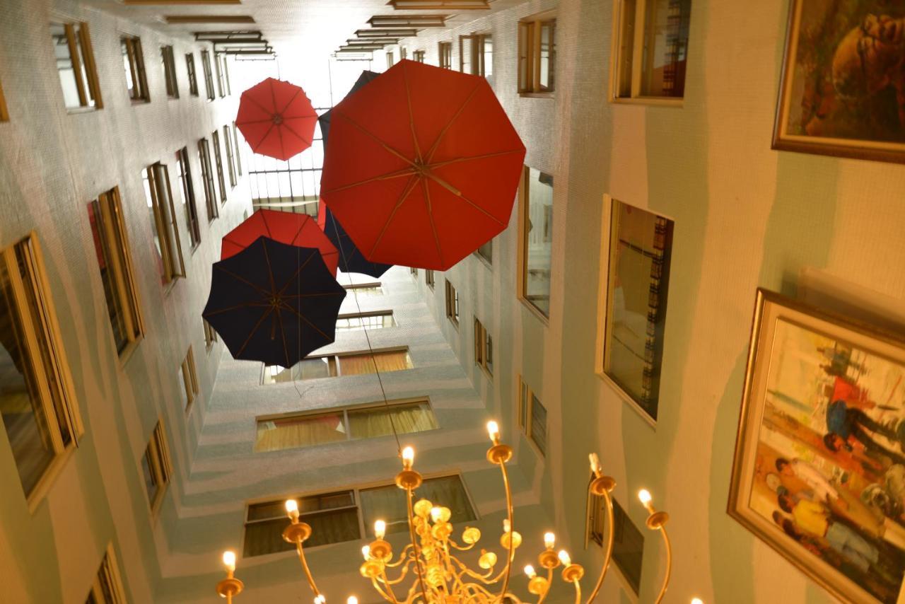 Kingship Hotel Kaohsiung Inter Continental Bagian luar foto