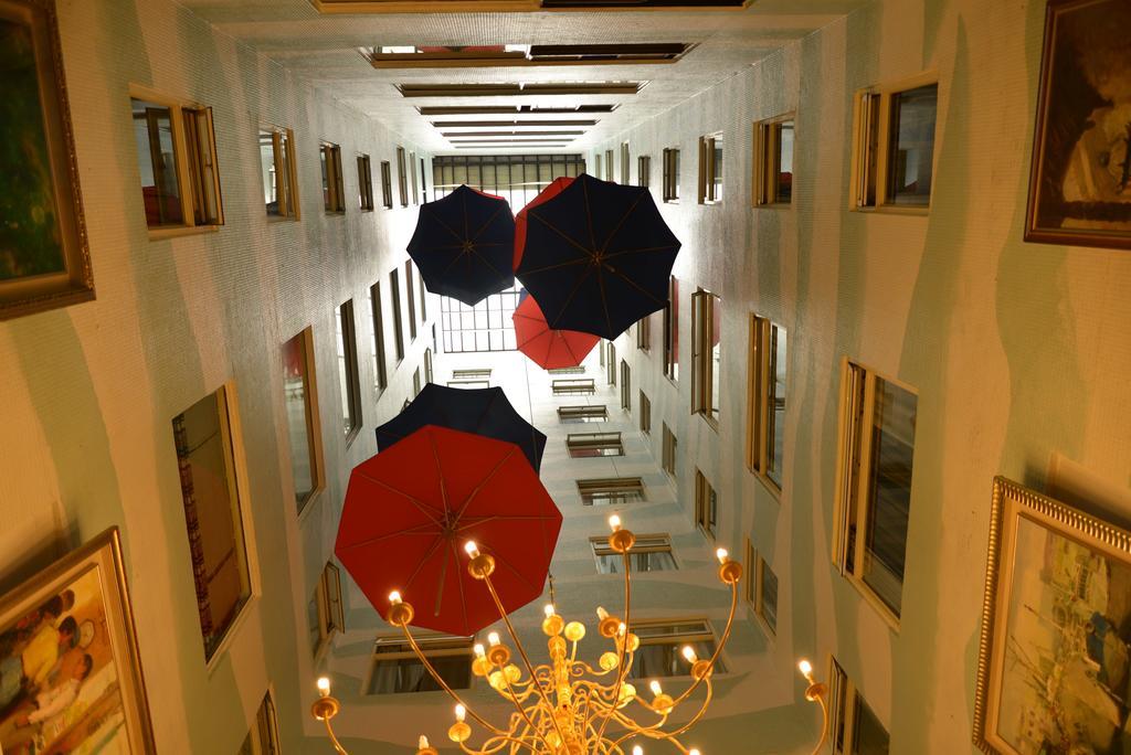 Kingship Hotel Kaohsiung Inter Continental Bagian luar foto