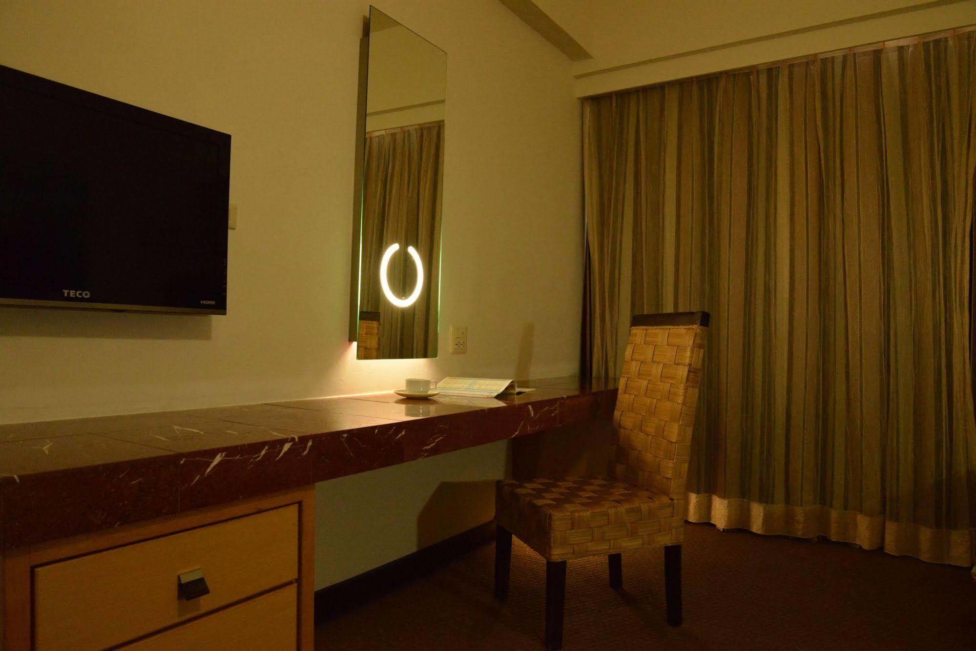 Kingship Hotel Kaohsiung Inter Continental Bagian luar foto