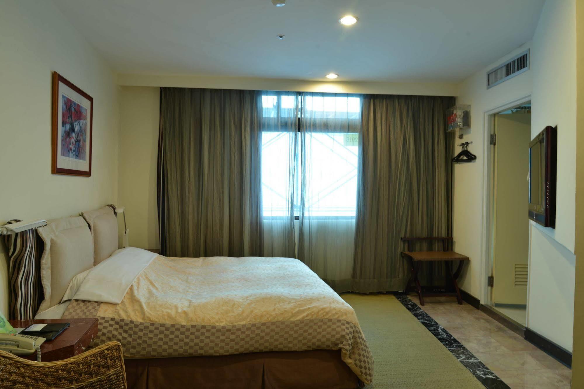 Kingship Hotel Kaohsiung Inter Continental Bagian luar foto