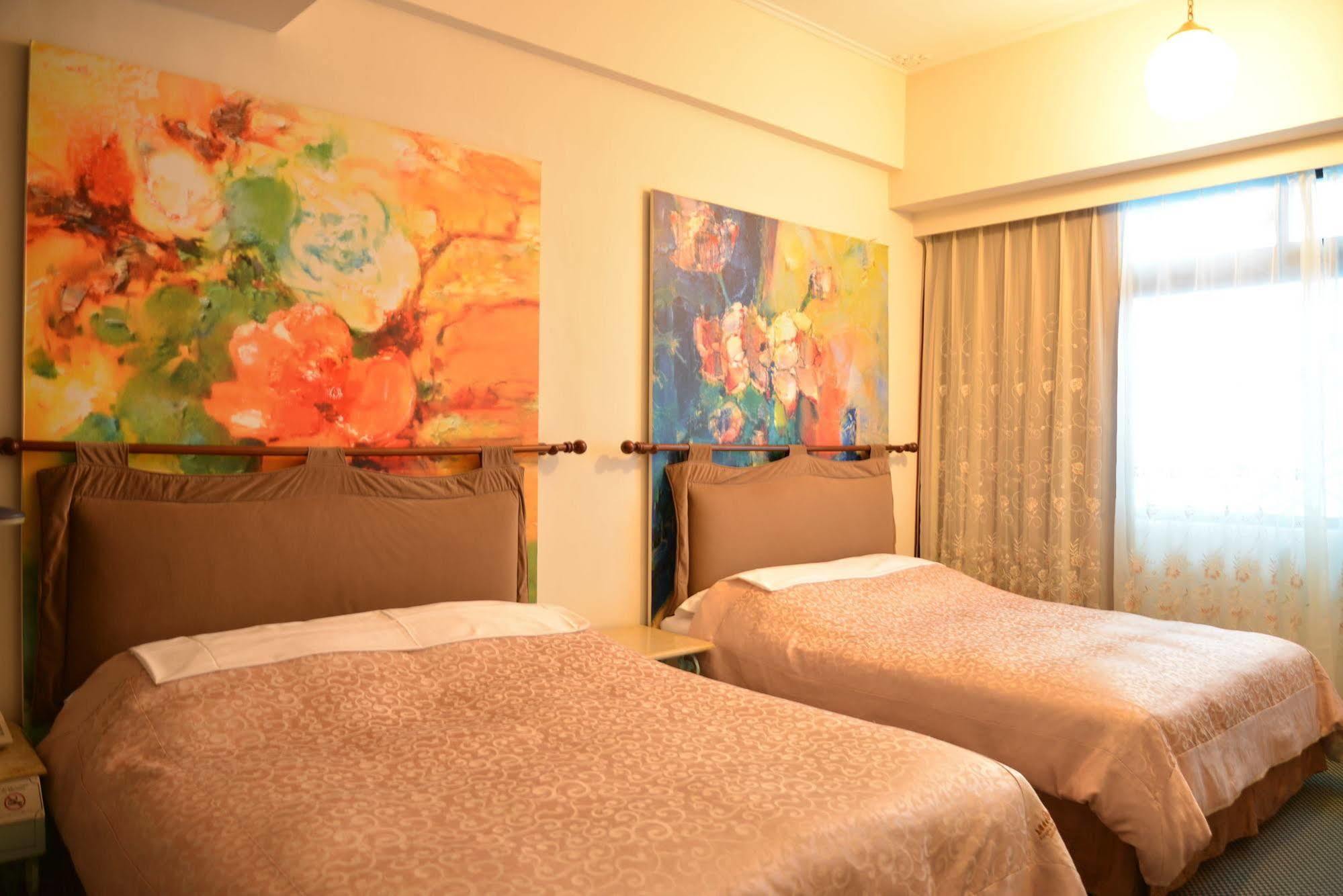 Kingship Hotel Kaohsiung Inter Continental Bagian luar foto