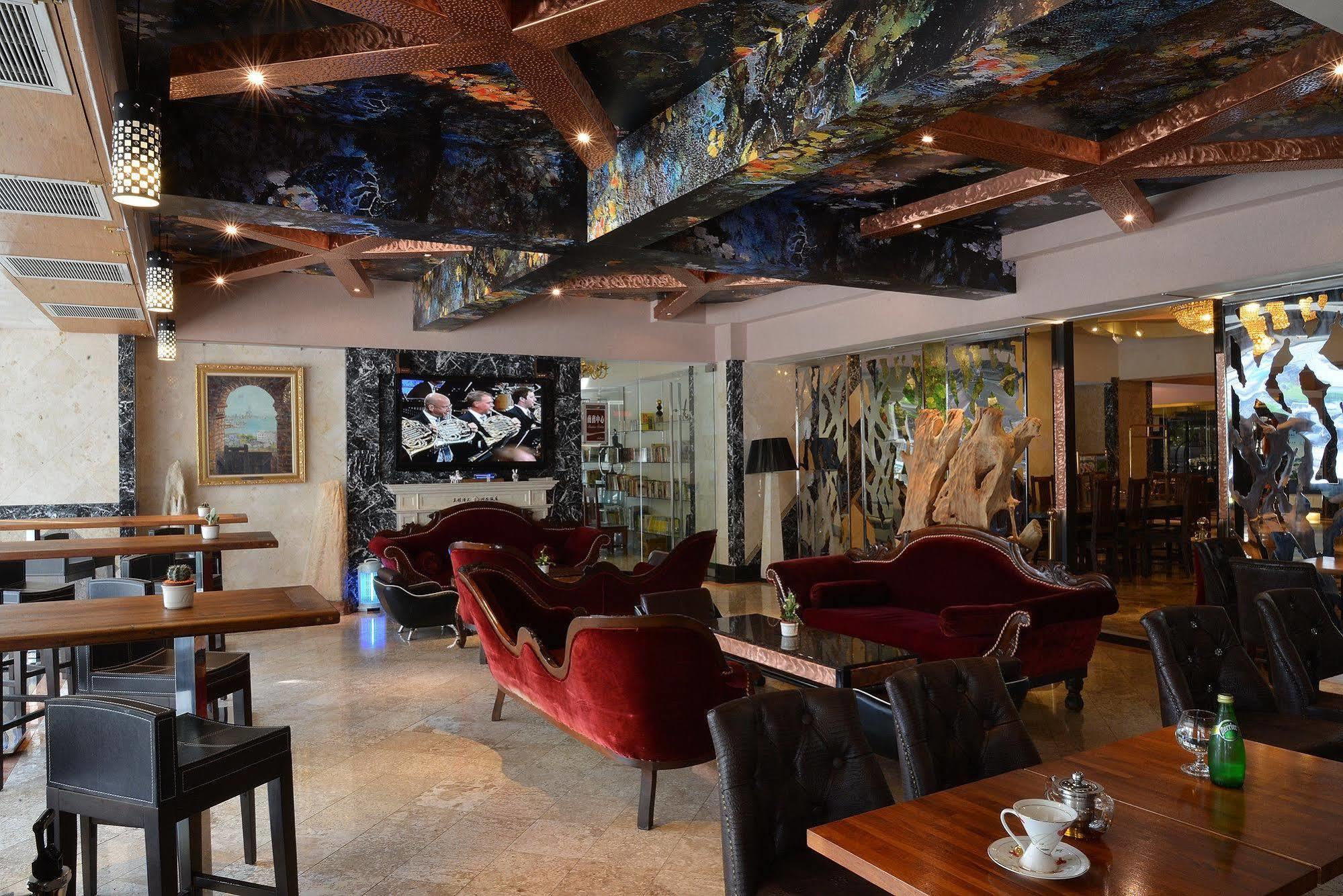 Kingship Hotel Kaohsiung Inter Continental Bagian luar foto
