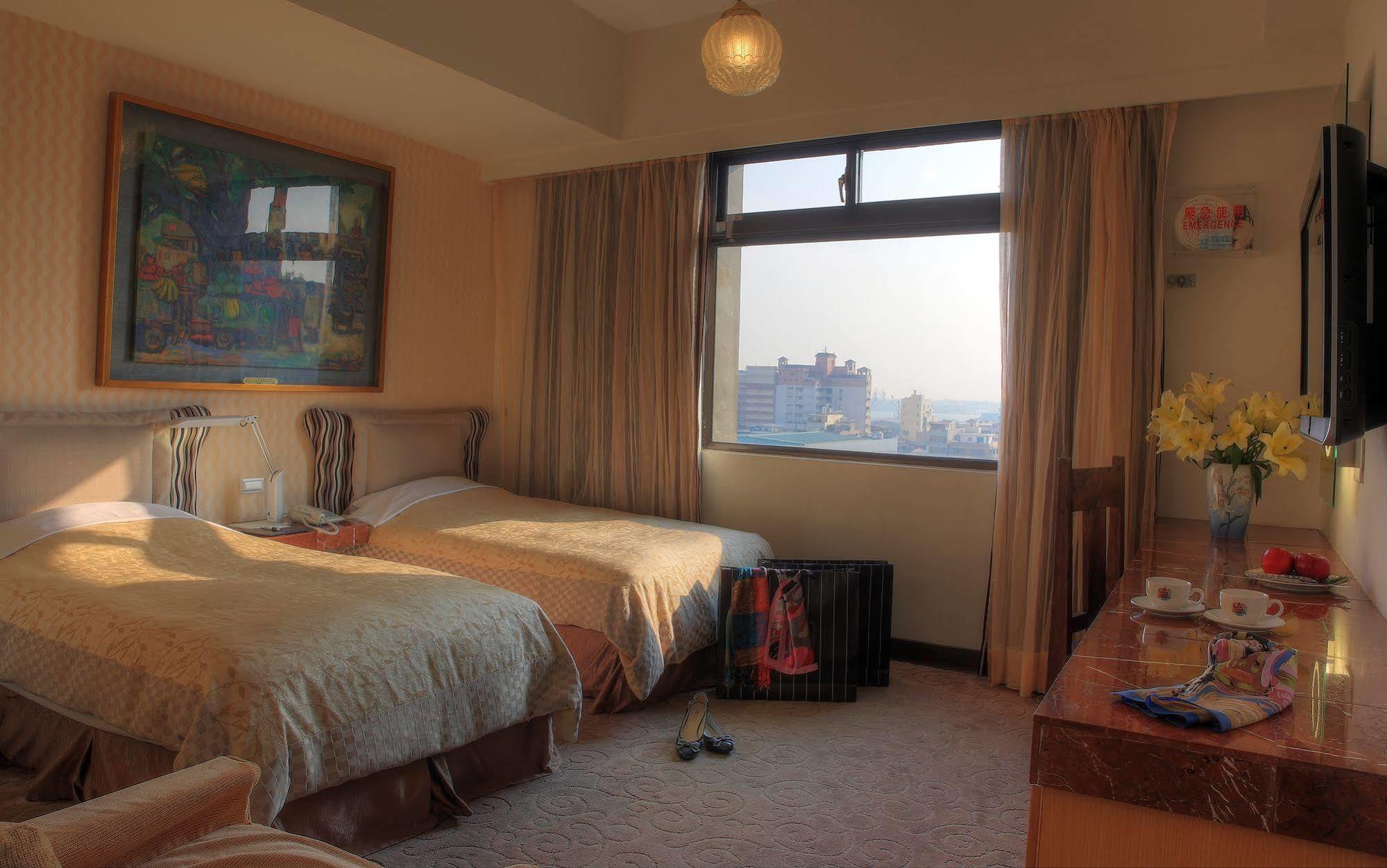 Kingship Hotel Kaohsiung Inter Continental Bagian luar foto